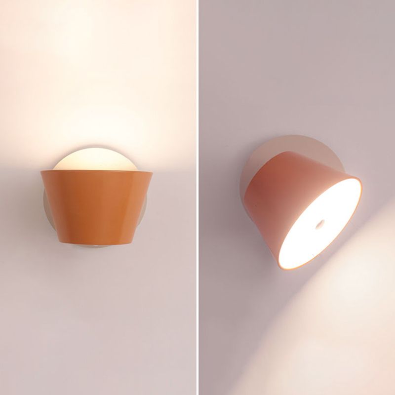 Nordic Style Metal Wall Light Rotatable Colorful Wall Lamp with Aluminum Shade for Bedroom