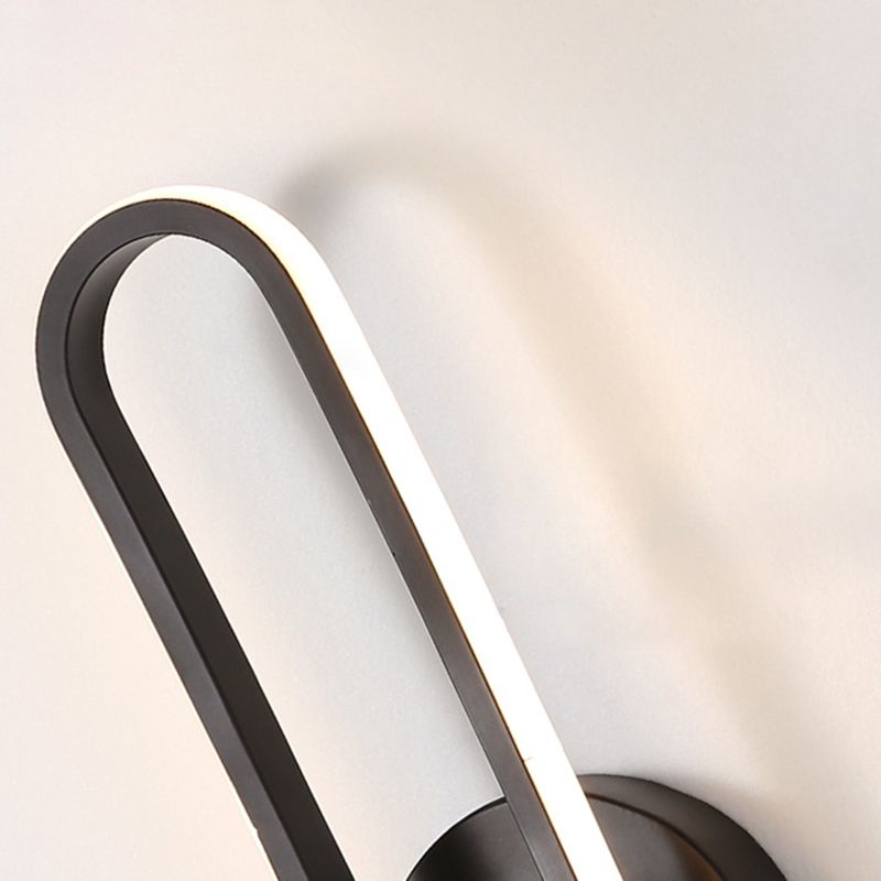 Modern Creative LED Rotatable Wall Lamp Wrought Iron Oblong Wall Sconce with Silicone Shade