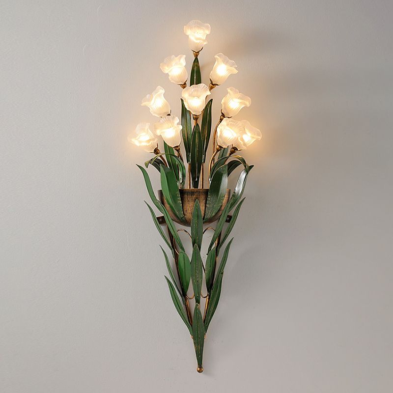 Modern Style Wall Lamp Flower Shape Wall Mount Lamp with Glass Shade for Bedroom