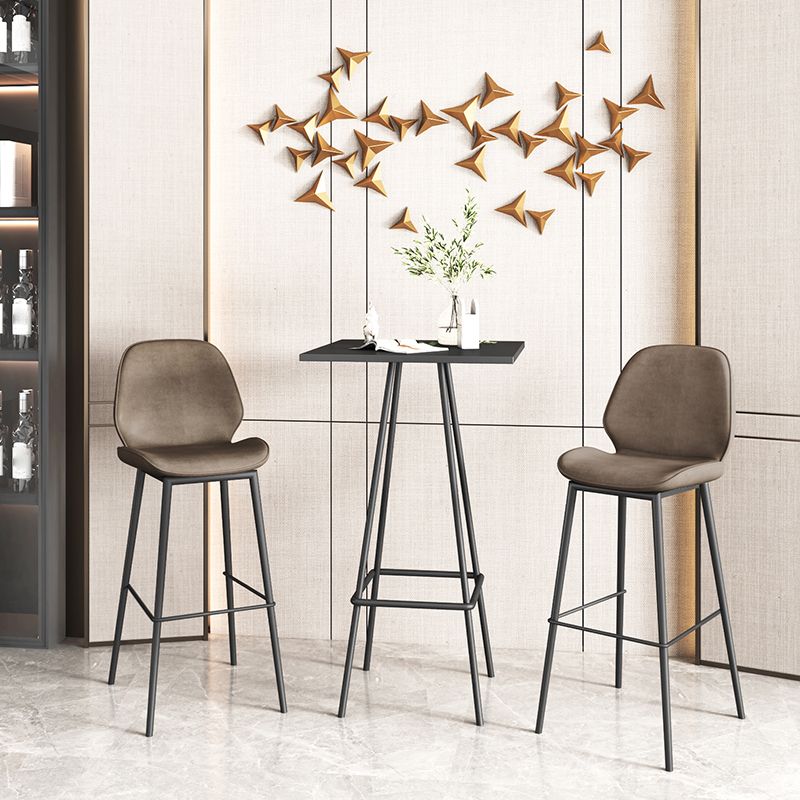 Industrial Bucket Counter & Bar Stool Footrest Metal Indoor Counter Chair