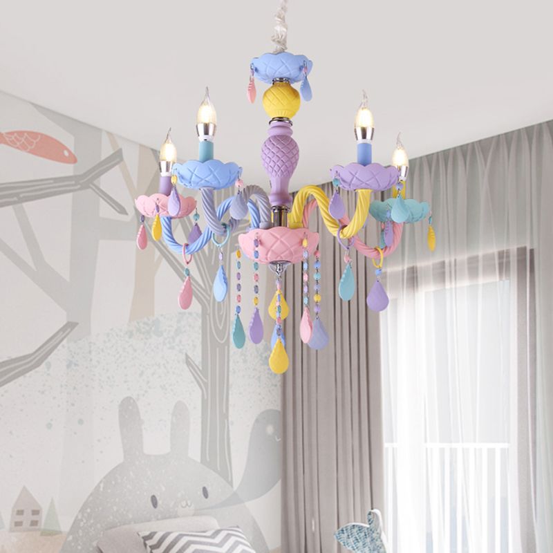 Metalen kaarsenkroonluchter verlichtingsarmatuur Nordic-stijl hanglamp in meerdere kleuren in meerkleurig