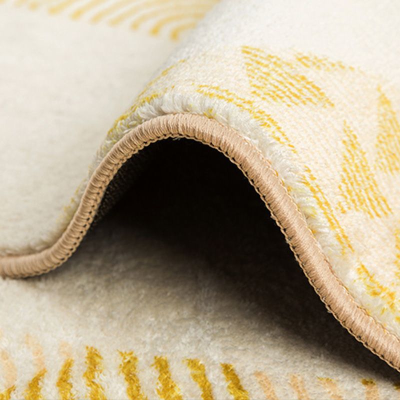 Beige Modern Carpet Polyester Striped Carpet Non-Slip Backing Carpet for Living Room