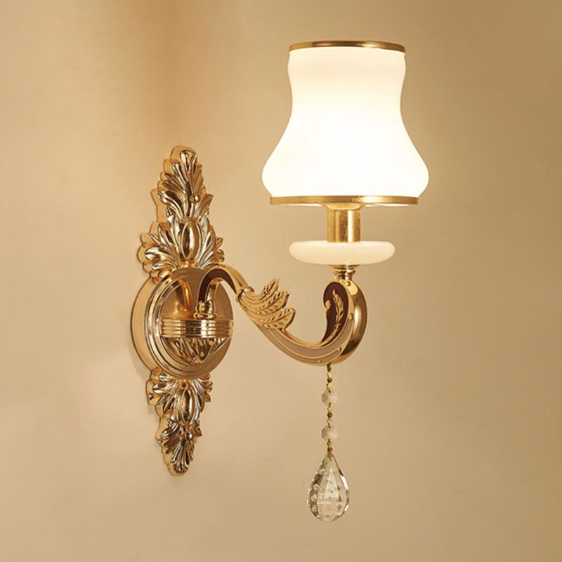 Lámpara de montaje de pared del brazo del brazo del oro del oro Simple Light Metallic Wall Light con acento de cristal