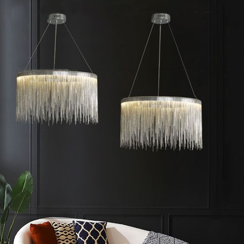 Zilveren lineaire kroonluchter in Noordse karakteristieke stijl LED -hanglampje voor binnenruimtes