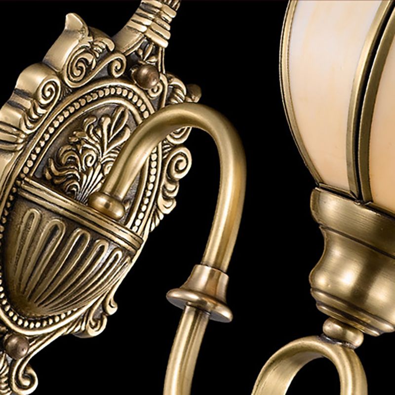 Lampada di fiore a 1/2-testa lampada da letto tradizionale in ottone da parete in metallo per camera da letto