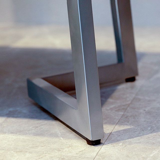 Industriële eettafel Zwart gesinterde stenen eettafel met dubbel voetstuk