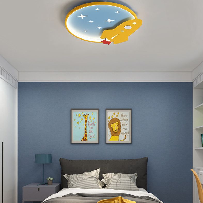 Lampe de plafond LED en métal de dessin animé de lumière affleurante de cercle jaune-bleu avec le décor de fusée
