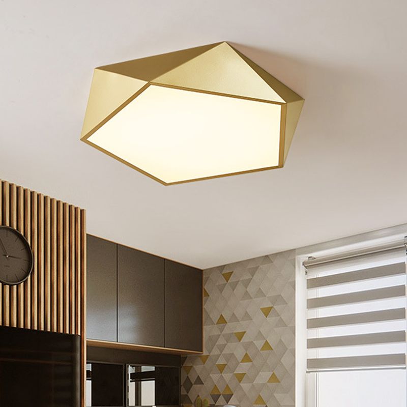 16.5"/20.5" W Pentagon Bedroom Flush Lighting Metal Modernist LED Close to Ceiling Lighting Fixture in Gold Finish