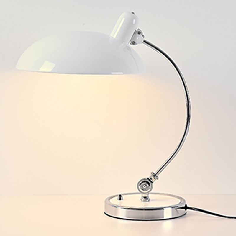 Lampada da tavolo regolabile a filo a cupola lampade da tavolo a singola luce metallica per camera da letto