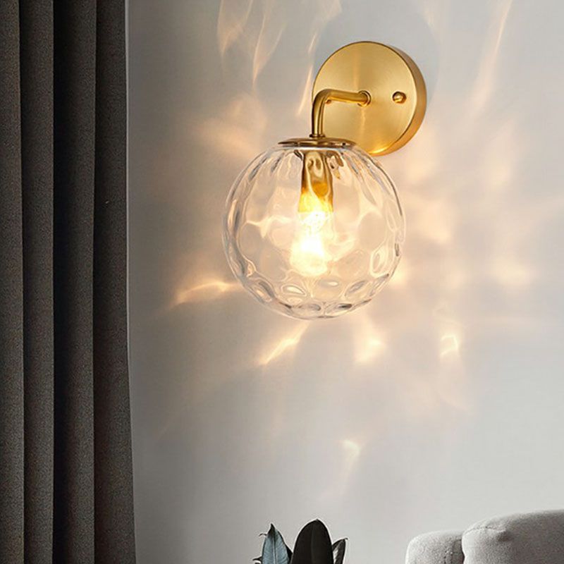 Minimalist Single-Bulb Wall Light Fixture Gold Ball Sconce with Hammered Glass Shade