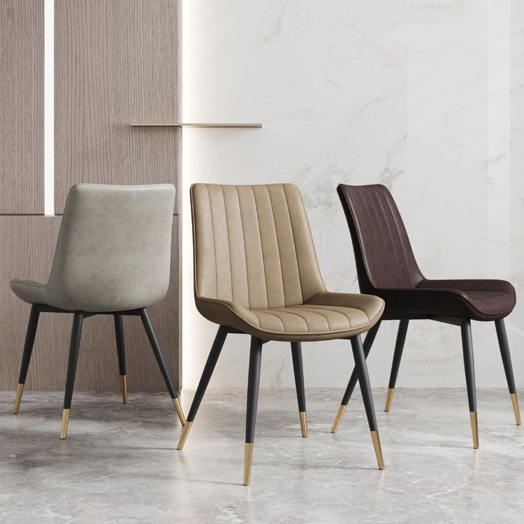 Silla auxiliar de cuero escandinava para sala de estudio Sillas de comedor Parsons con acabado mate