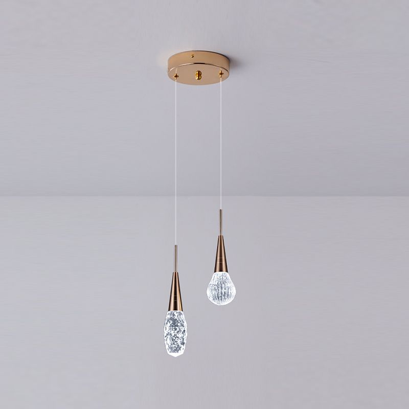 Lumières suspendues de ménage minimaliste