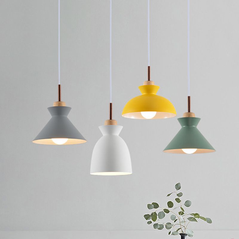 Shaded Dinning Room Ceiling Pendant Lamp Metal Nordic Style Pendant Light Fixture