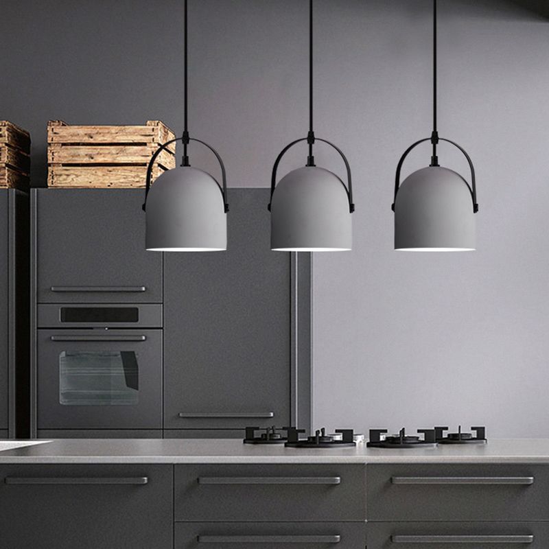 Lampe de suspension de plafond de style moderne.