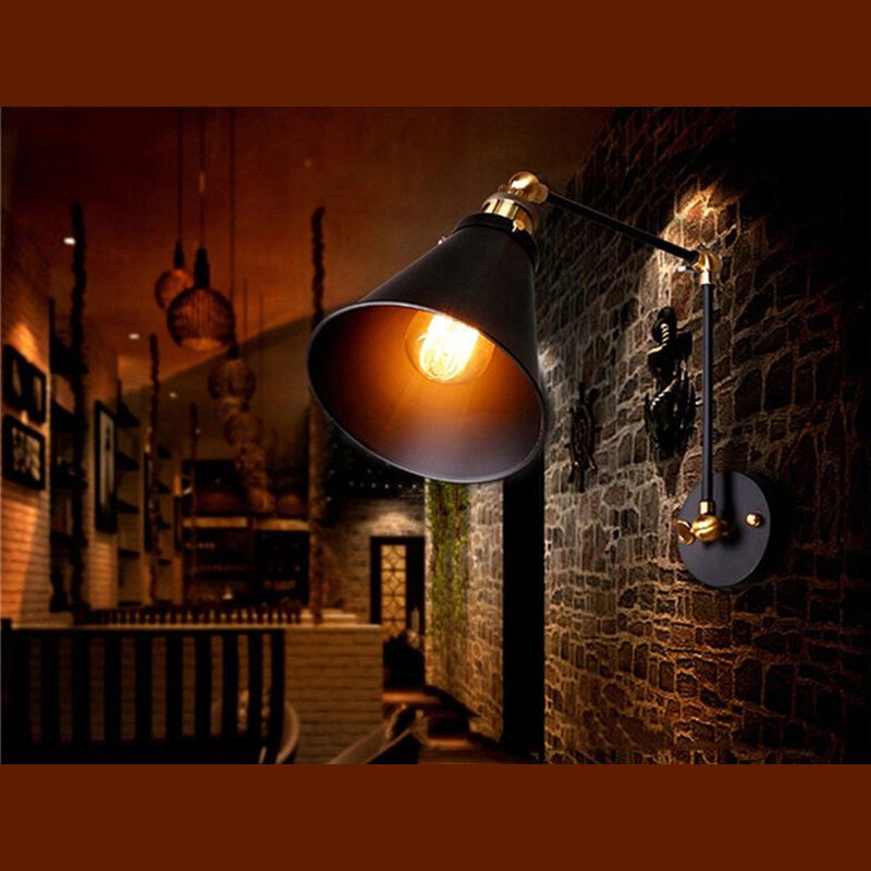 Amplia de pared extensible en negro en el estilo industrial de la pared de hierro forjado de estilo vintage para el lugar comercial
