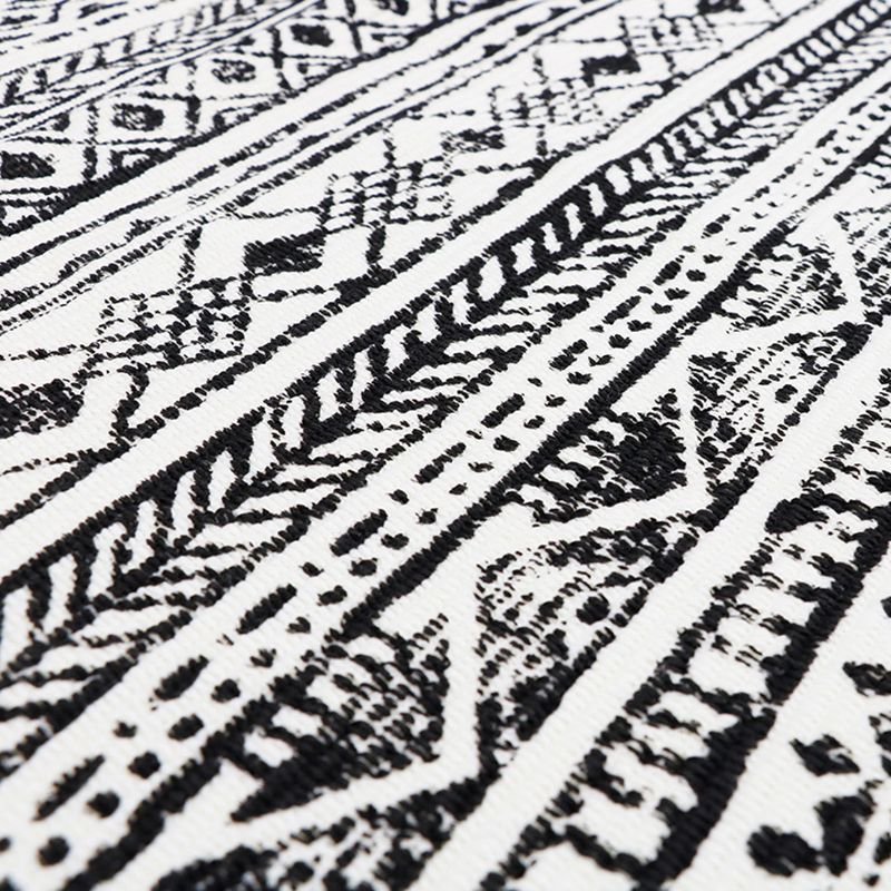 Black and White Olden Rug Boho-Chic Area Rug with Fringe Cotton Blend Carpet for Home Decoration