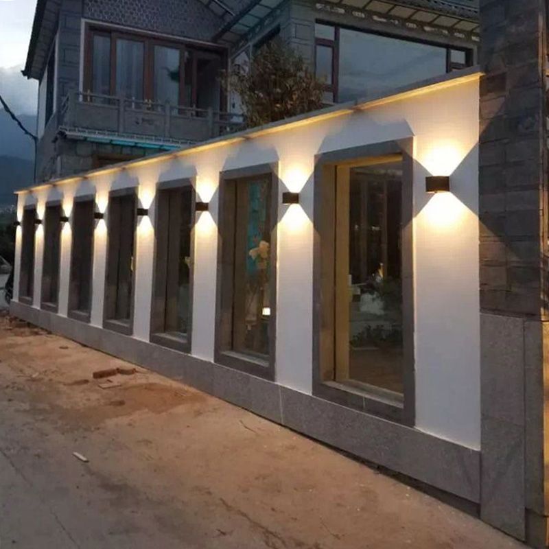 Moderner minimalistischer Stil nach oben und unten LED Wandleuchte Metal 2 Lichter Wandleuchten