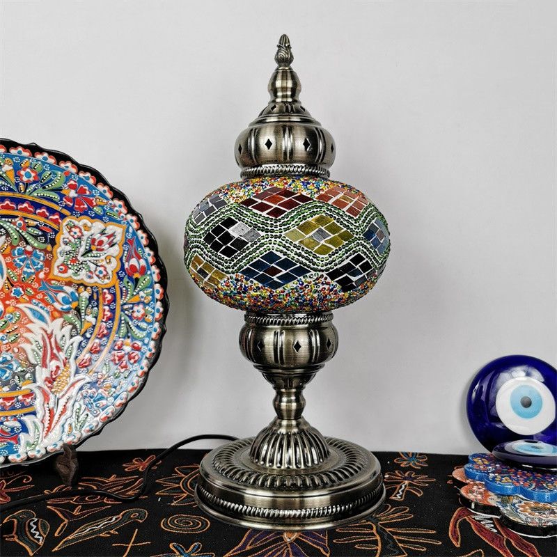 Modern Style Unique Shape Table Lighting Glass 1 Light Table Lamp for Bedroom