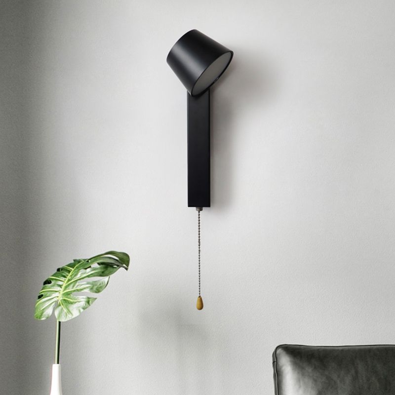 Nordic Metal Wall Light Straight Rotatable LED Wall Sconce for Living Room