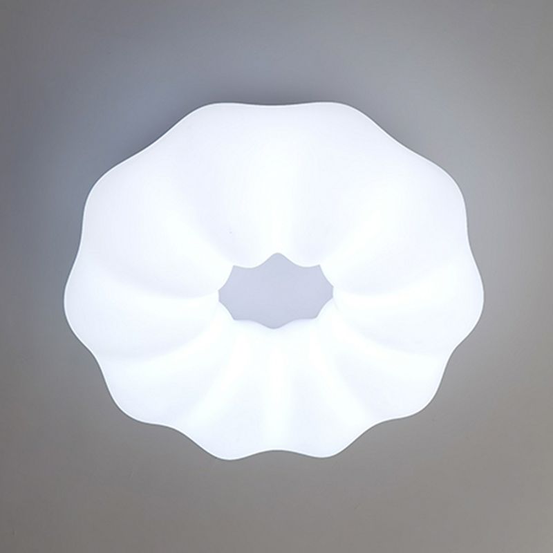 Metal Close to Ceiling Lamp Modern Style LED Cloud White Ceiling Lighting