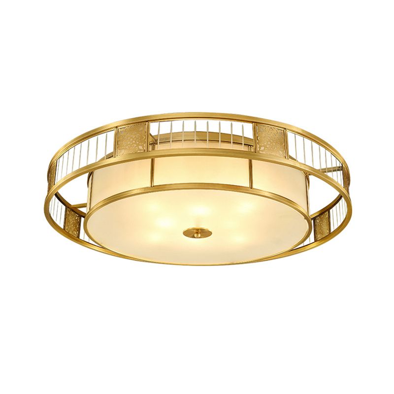 Trommelförmiges Wohnzimmer Flush Mount Licht Klassische Creme Glas Gold Flush Mount Befestigung mit Ausschnitt Metall Dekor