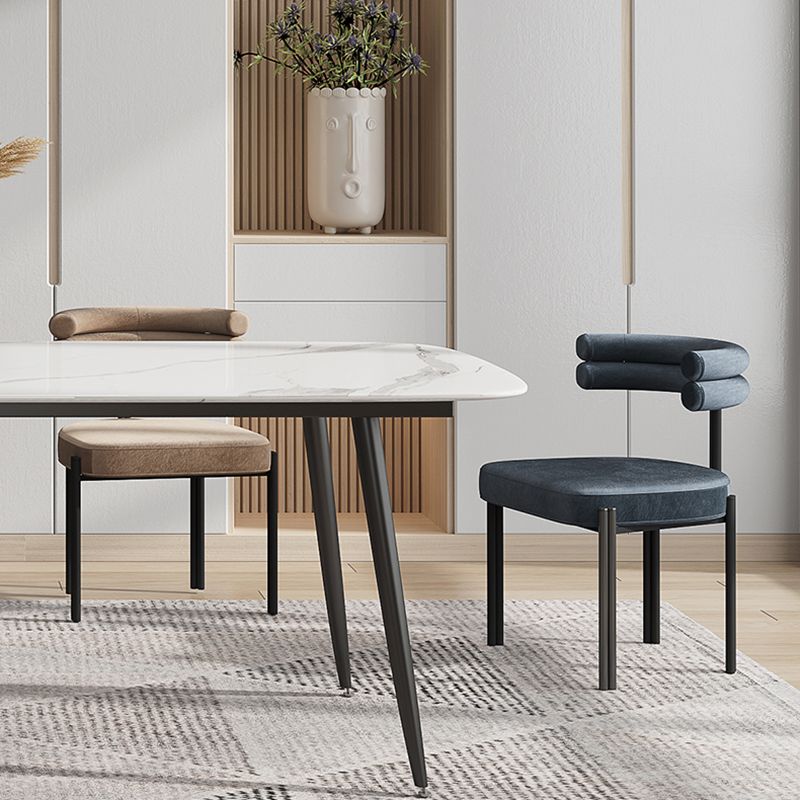 Silla lateral casera de estilo moderno Silla tapizada de comedor de diseño con respaldo abierto