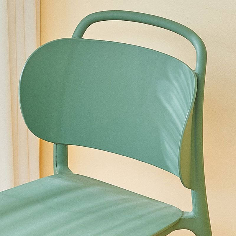 Silla de comedor de plástico de estilo contemporáneo, silla lateral sin brazos para cocina