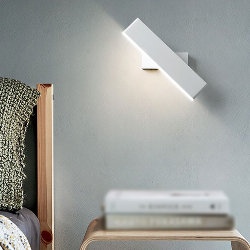 Rotatable LED Wall Mount Light Modern Style Wall Light for Living Room