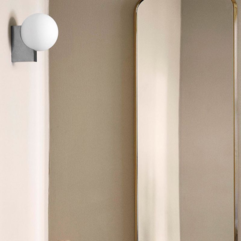 Postmodern Wall Light Sconce Minimalist Wall Light Fixture for Bedroom