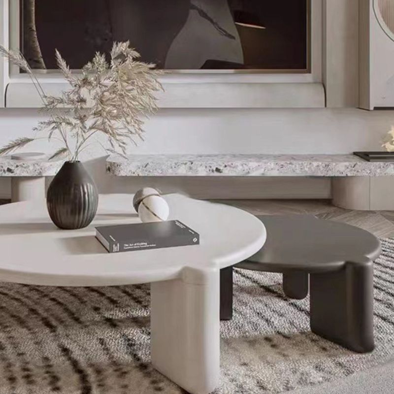 Modern Style Round Wooden Table with 3 Legs Base Coffee Table