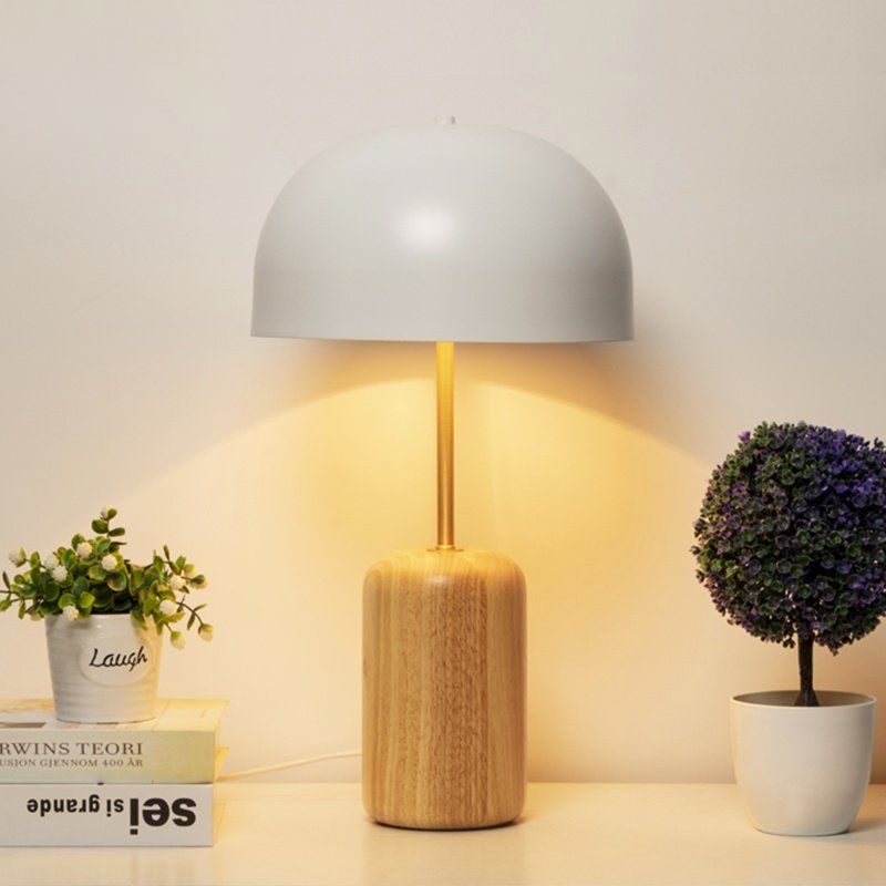 1 Kopfstudienaufgabe Lampe Modernes weißes Lesebuchbuch mit Kuppelmetallic -Schatten