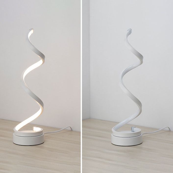 Eenvoudstijl tafel licht metalen slaapkamer led nachttafel lamp
