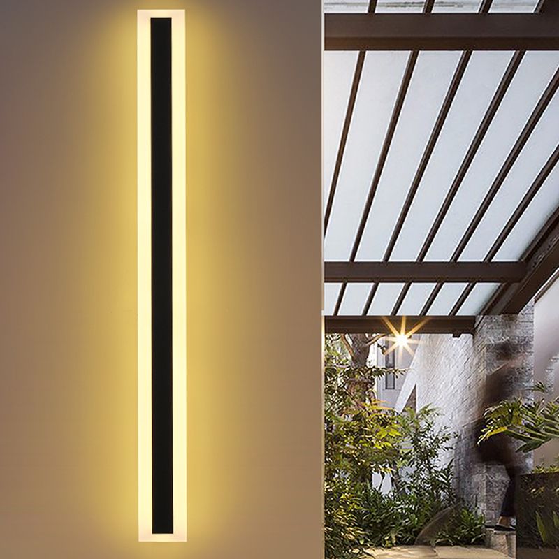 Metal Linear Shape Wall Light Modern Style 1-Light Wall Mount Light Fixture in Black