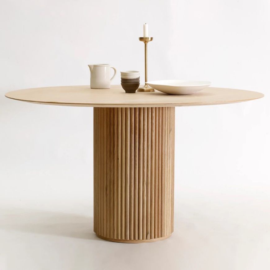 Zeitgenössischer runder Esstisch aus massivem Holz mit Holzplatte für das Esszimmer