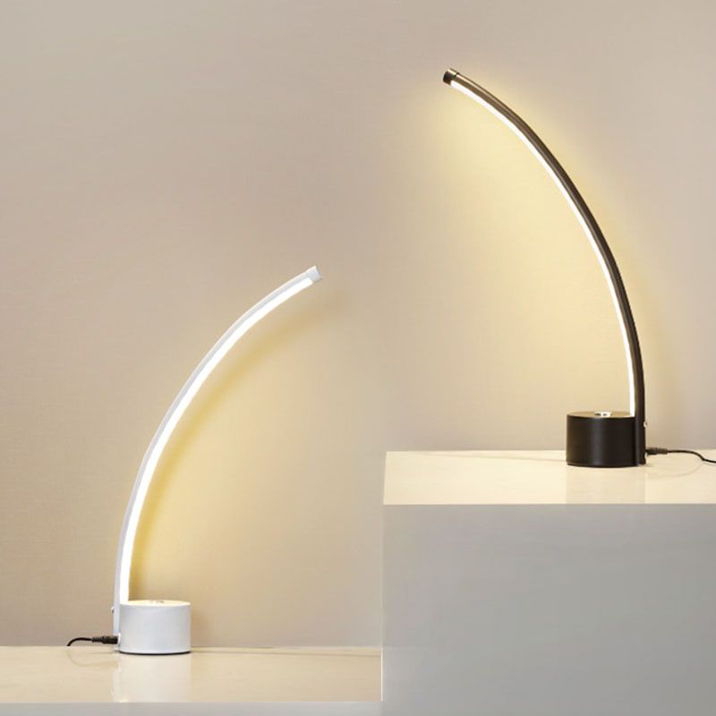 Einfachheitstil Nachttisch Lampe Metall Schlafzimmer LED-Tischleuchte