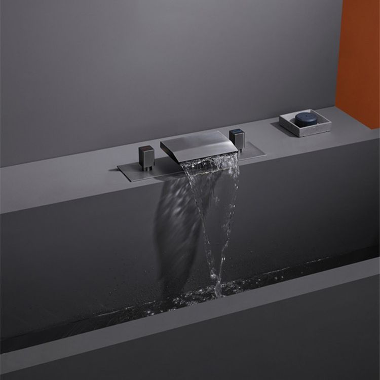Deck Mounted Copper Roman Tub Faucet Waterfall Low Arc Roman Tub Faucet Set
