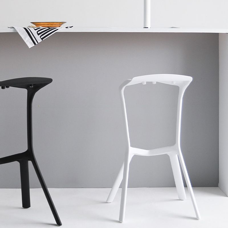 Footrest Indoor Low Back Stool Modern Plastic Stack Bar and Counter Stool