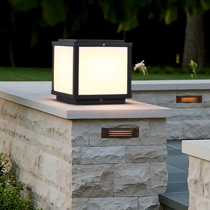 Modern LED Pillar Light Geometric Solar Lighting Fixture for Garden