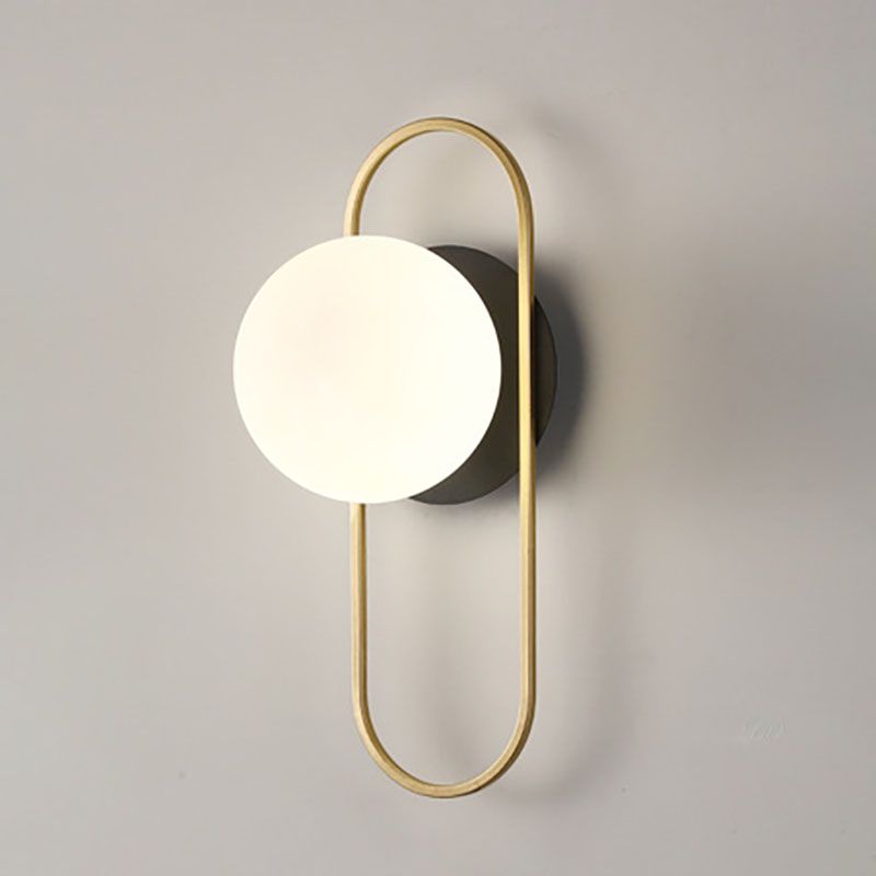 Globe Glass Wall Lamp in Modern Style Metal 1-Light Wall Light for Bedroom