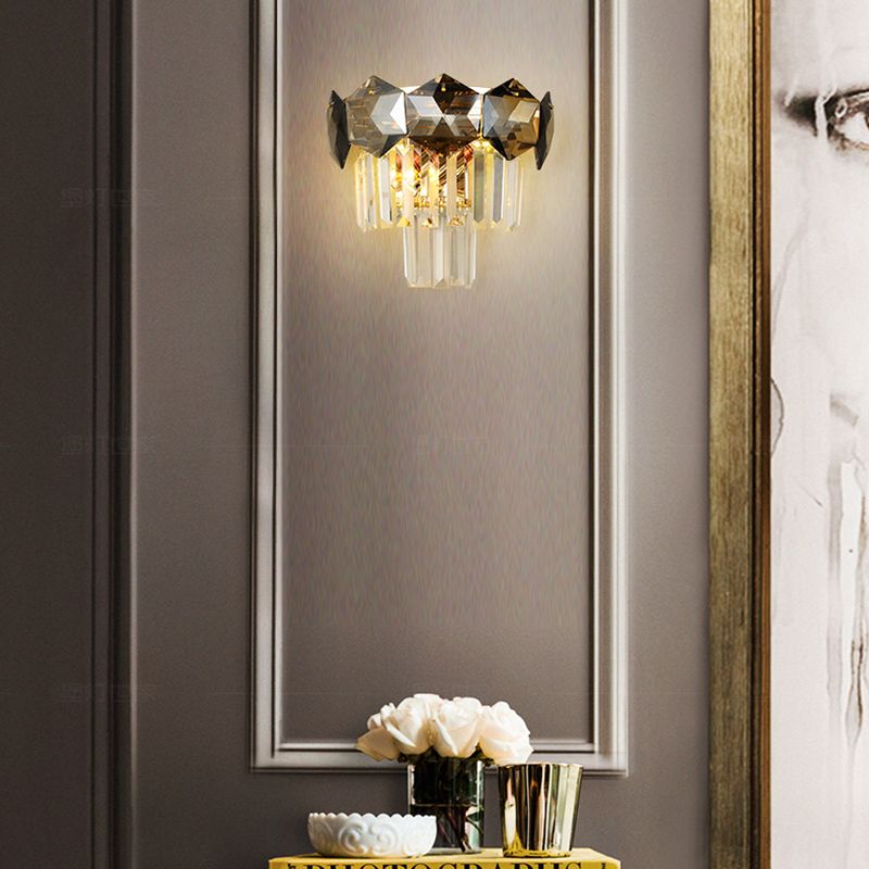 Vintage Faceted Wall Sconce Crystal Modernist 2 Bulbs Wall Light Fixture in Smoke Gray for Restaurant