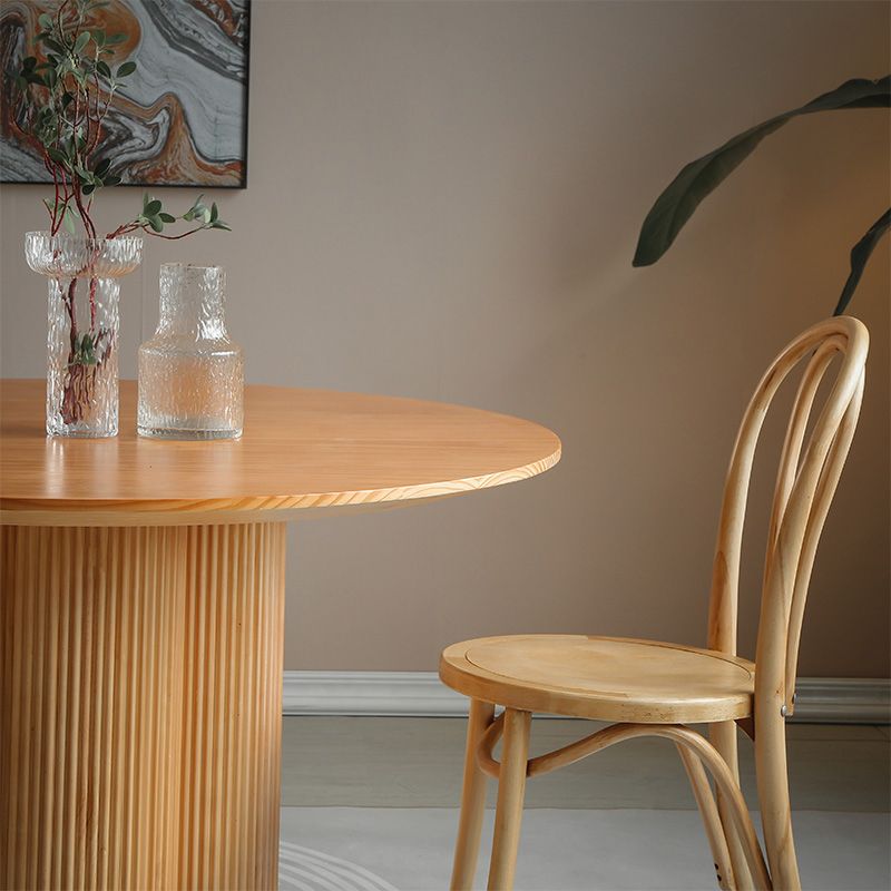 Eigentijdse ronde eettafel dennen vaste houten tafel met voetstukbasis voor thuiskeukendiner