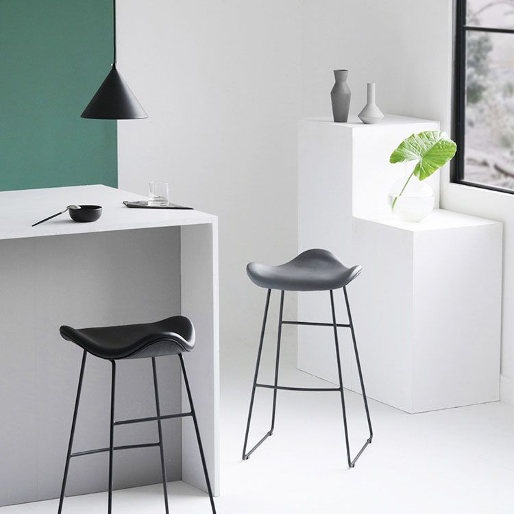 Industrial PU Leather Bar Stool Low Back Stool with Metal Base