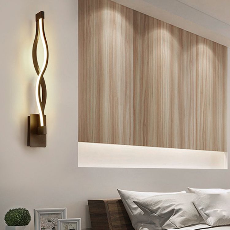 Amplia de pared lineal de LED negro en la lámpara de pared de hierro forjado de estilo conciso moderno con sombra de silicona