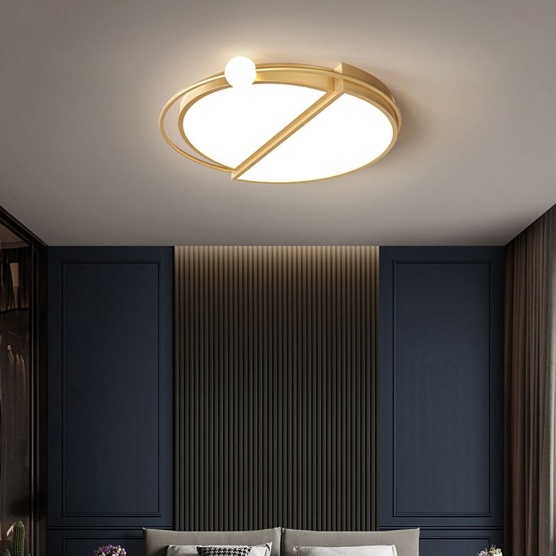 3-Lights Circles Flush Ceiling Light Fixture Modern Style Metal Led Flush Mount in Glod