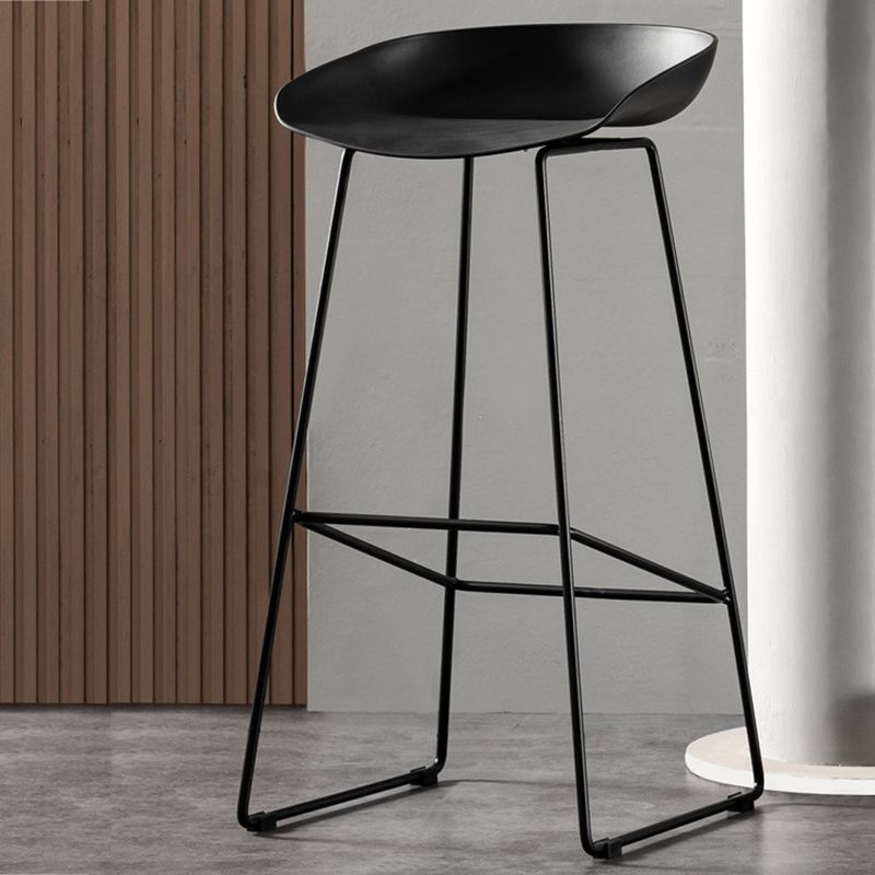 Glam Metal Counter Height Stools with Footrest Bar Stool for Indoor