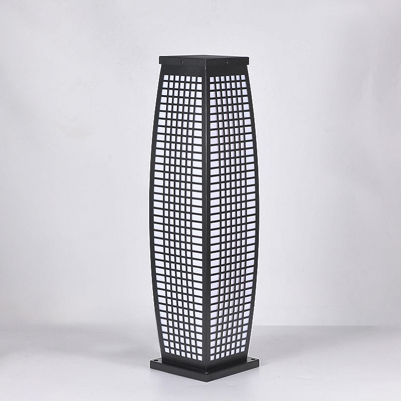Black Metal Pillar Lamp Waterproof Outdoor Light for Courtyard
