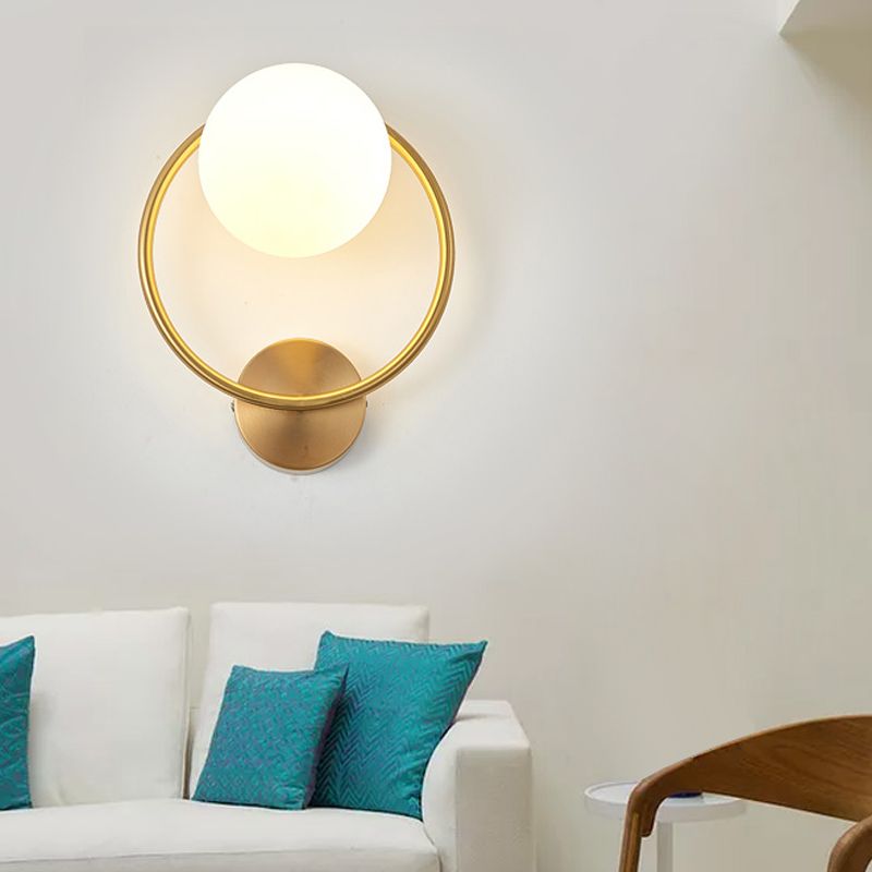 Lámpara de lámpara de pared global dorada simplicidad de vidrio blanco de 1 linda lámpara de vidrio