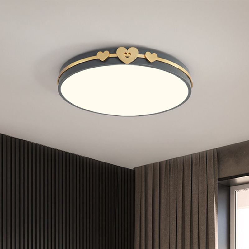 Noordse cirkelvormige spoellamp Acryl LED Slaapkamer Spoelverlichting in wit/zwart/grijs met goud liefdevolle hart deco