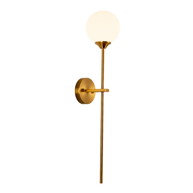 1-Light Wall Light in Modern Luxury Style Wrought Iron Wall Sconce with Globe Glass Shade