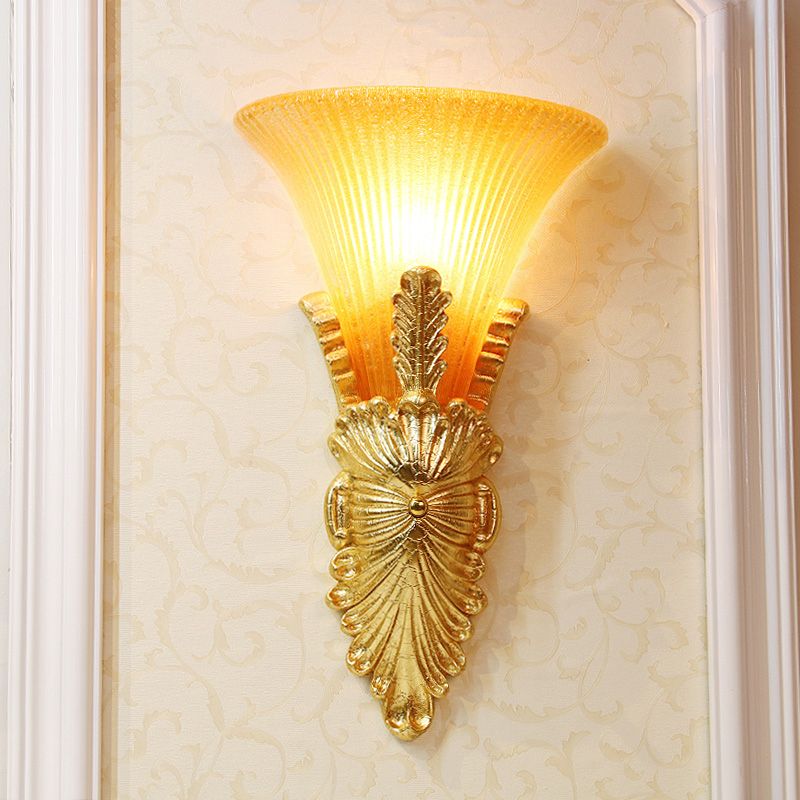 Amber Glass Gold Wall Lighting Flared Single Bulb Colonialism Sconce Light Fixture for Hallway